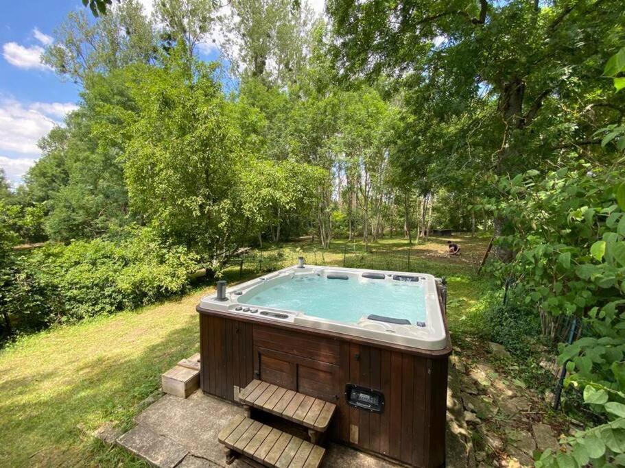 Villa Magnifique Moulin Proche Chablis, Jacuzzi Et Riviere Annay-sur-Serein Exterior foto